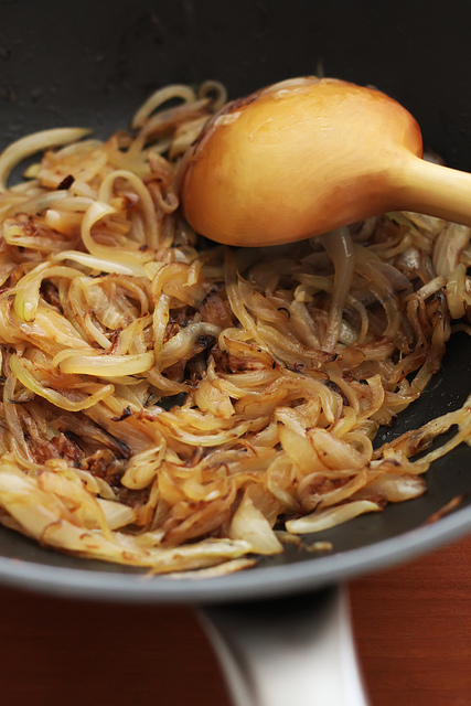 Caramelized Onions by Olga Irez of Delicious Istanbul