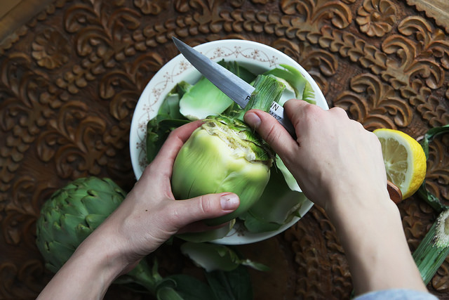 How to Prepare Artichoke by Olga Irez of Delicious Istanbul
