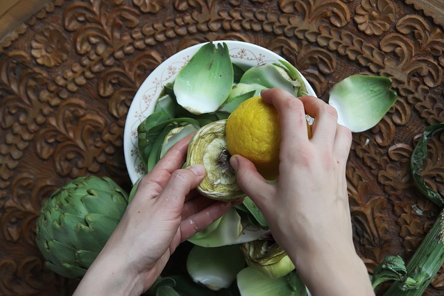 How to Prepare Artichoke by Olga Irez of Delicious Istanbul