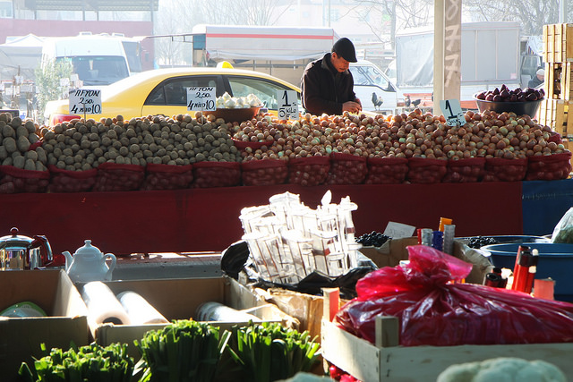 Onion Seller by Olga Irez of Delicious Istanbul