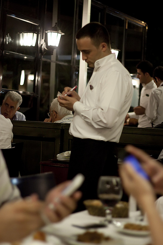 6208894822 cd3cda4ba4 Easy Guide to Istanbul Fish Restaurant Etiquette