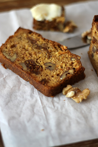 My Very Turkish Persimmon Bread